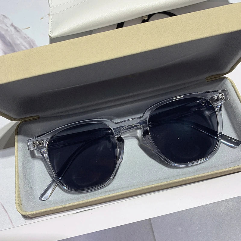 New Vintage Square Sunglasses Women Men Small Round Sun Glasses Female Small Eyewear Sunglasses for Male Female