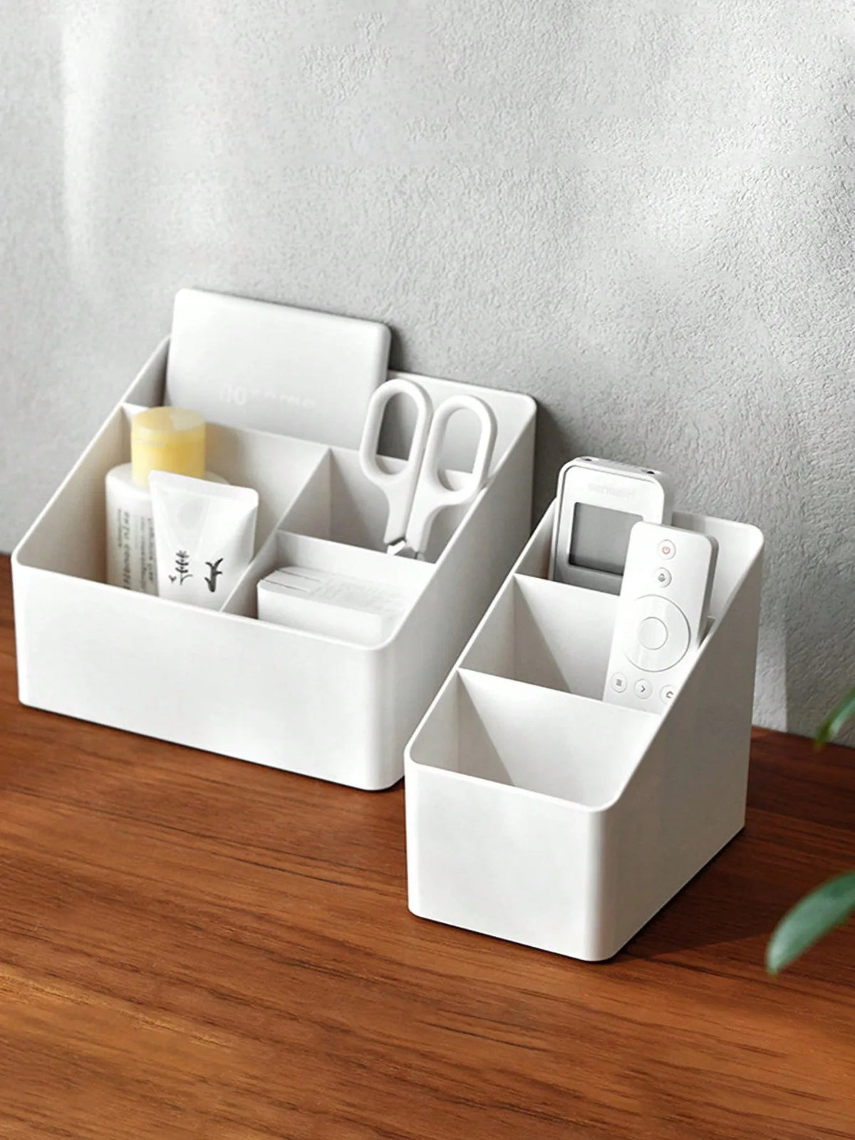 Dormitory living room desktop storage box plastic office cosmetics finishing box remote multi-function finishing storage box 