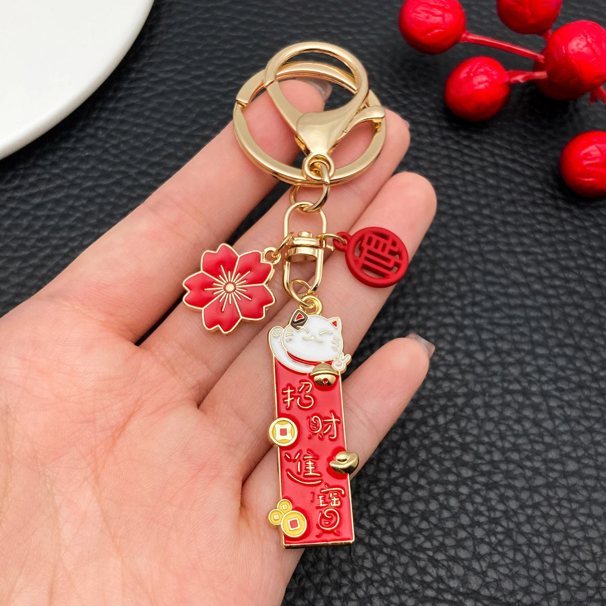 Gift Bag, Japanese Maneki-neko Keychain, Koi Fish Car Pendant, Alloy Lucky Charm, Cute Gift for Students, Creative Keychain G