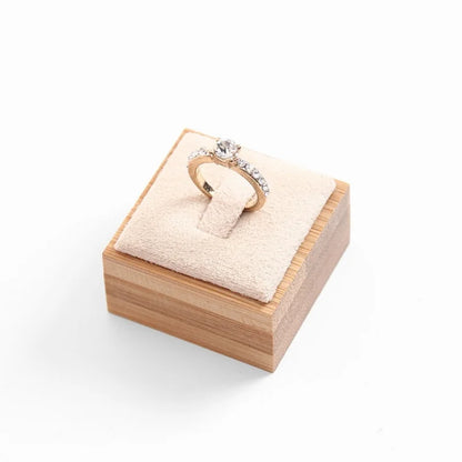 Ring Display Stands for Selling Square Bamboo Single Wood Ring Holder Organizer with Velvet Mat for Rings Trade