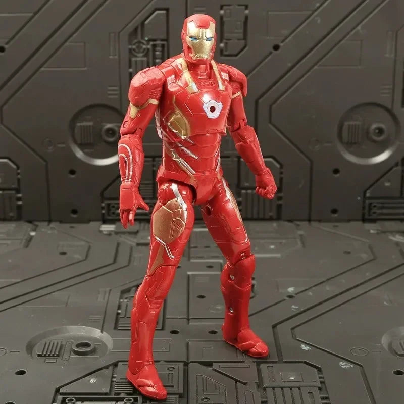Comics The Avengers Hero Goods, Iron Man, Spider-Man, Hulk, Desktop Decoration Model, Children's Toys, Birthday Gifts. - Iron