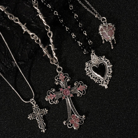 Y2K Sweet Cool Girl Personalized Creative Cross Love Pendant Necklace, Suitable for Daily Wearing