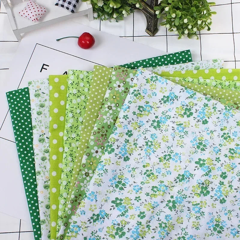 Printed Cotton Fabric for Sewing, Quilting Fabrics for Patchwork, Needlework, DIY Handmade Accessories, 25x25cm - green