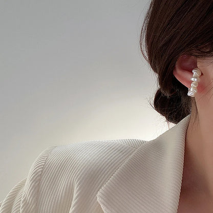 Irregular Pearl Ear Clip Fake Piercing Ear Cuff Artificial Pearls Ear Clips On Earrings Women French Retro Elegant Jewelry Gi