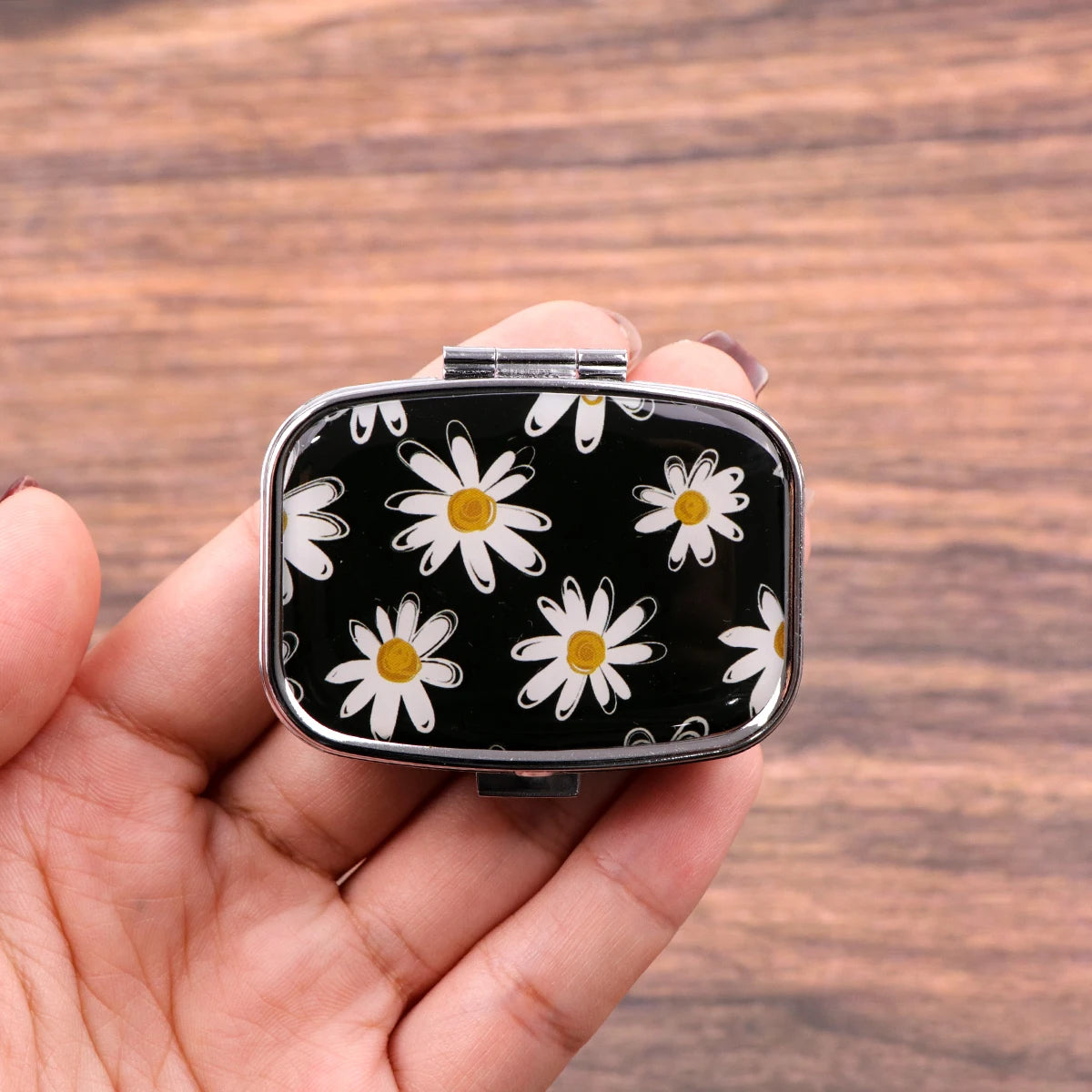 Van Gogh Art Mini Pill Box 2-Compartment Medicine Pill Organizer Household Portable Medicine Storage Box Travel Jwelery Gift 