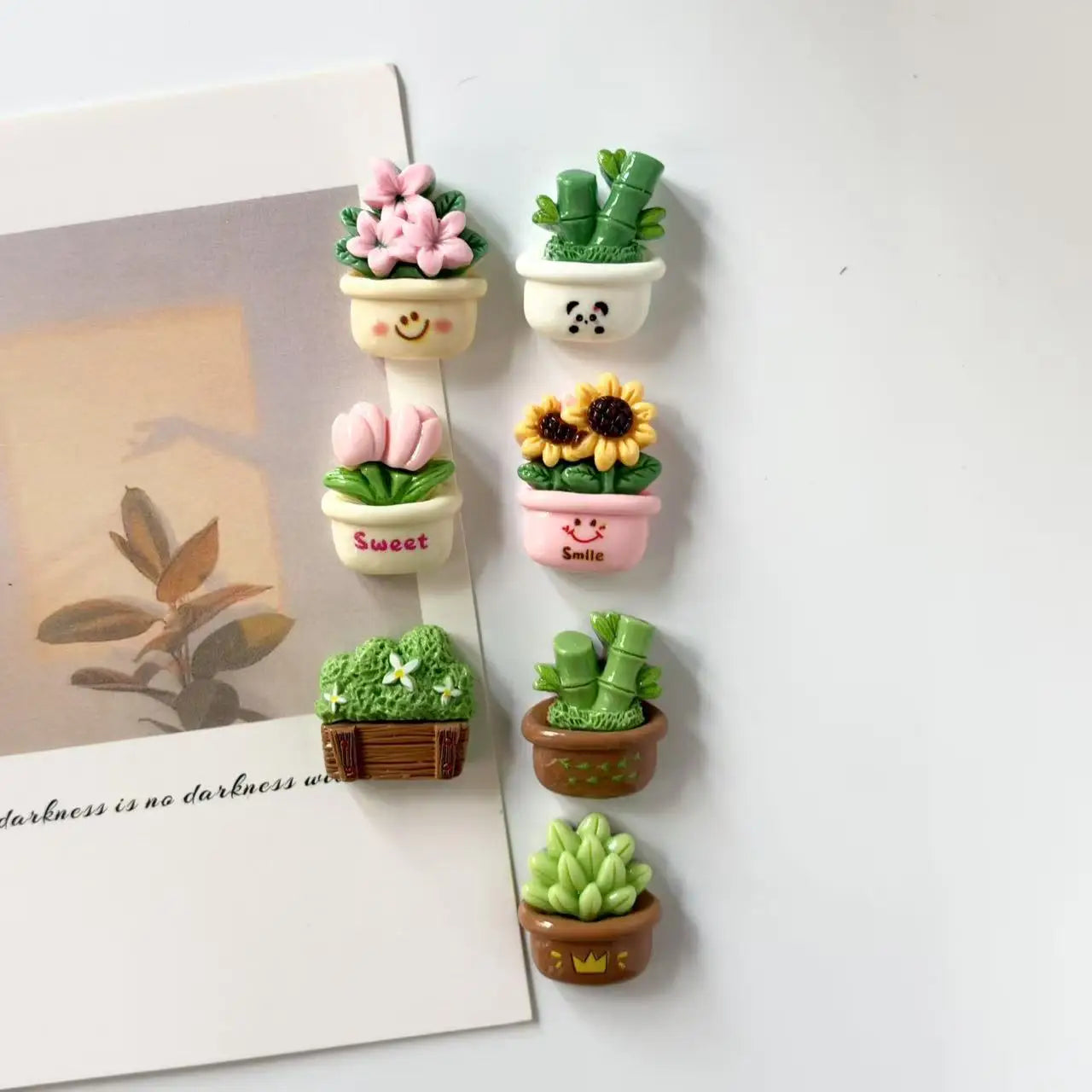 Mini Cactus Potted Plant Resin Fridge Magnet Home Decoration Magnet Photo Fixing Magnet - 7pcs