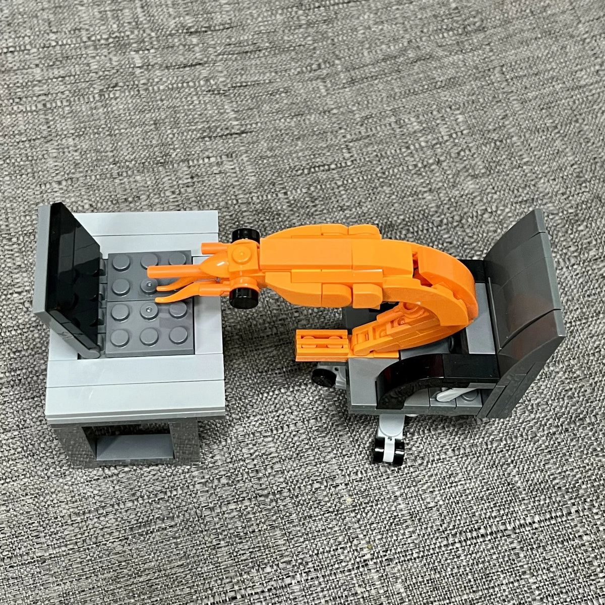 MOC Building block shrimp model figurines, puzzle assembly, boys and girls randomly mixing, Internet celebrity creative parod