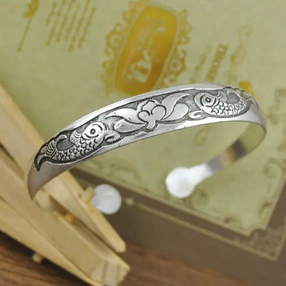Retro Cuff Bracelets Tibetan Silver Metal Carving Fish Elephant Flower Bangles Vintage Gypsy Jewelry Female Gifts