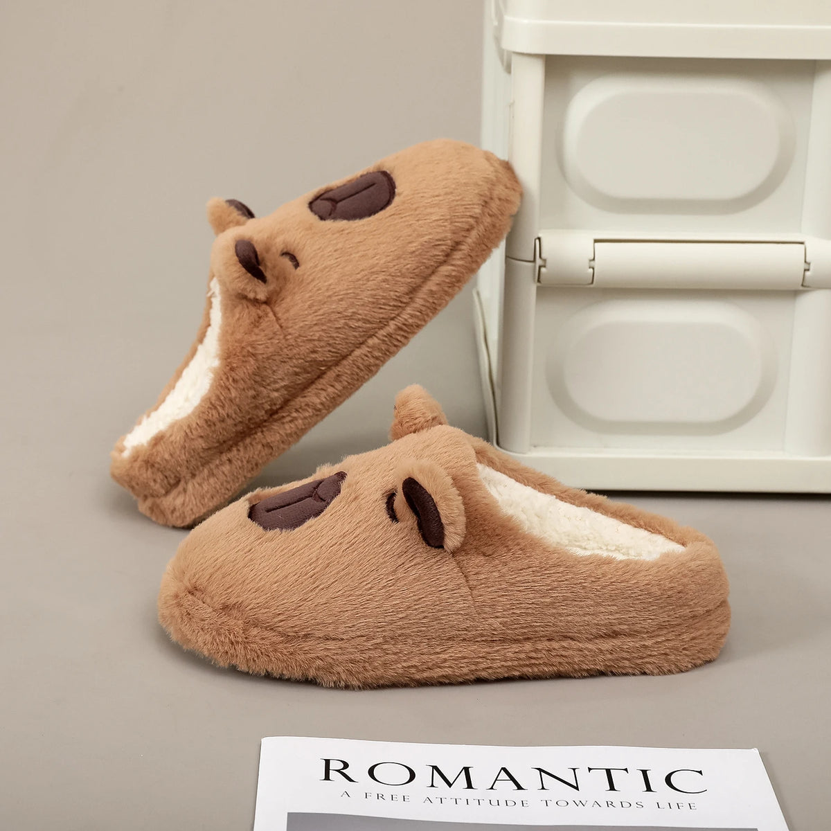 Brown Plush Capybara Slippers, Furry Indoor Slippers, Soft Non-Slip Home Slippers, Cozy Warm Slippers for Men and Women, Cute