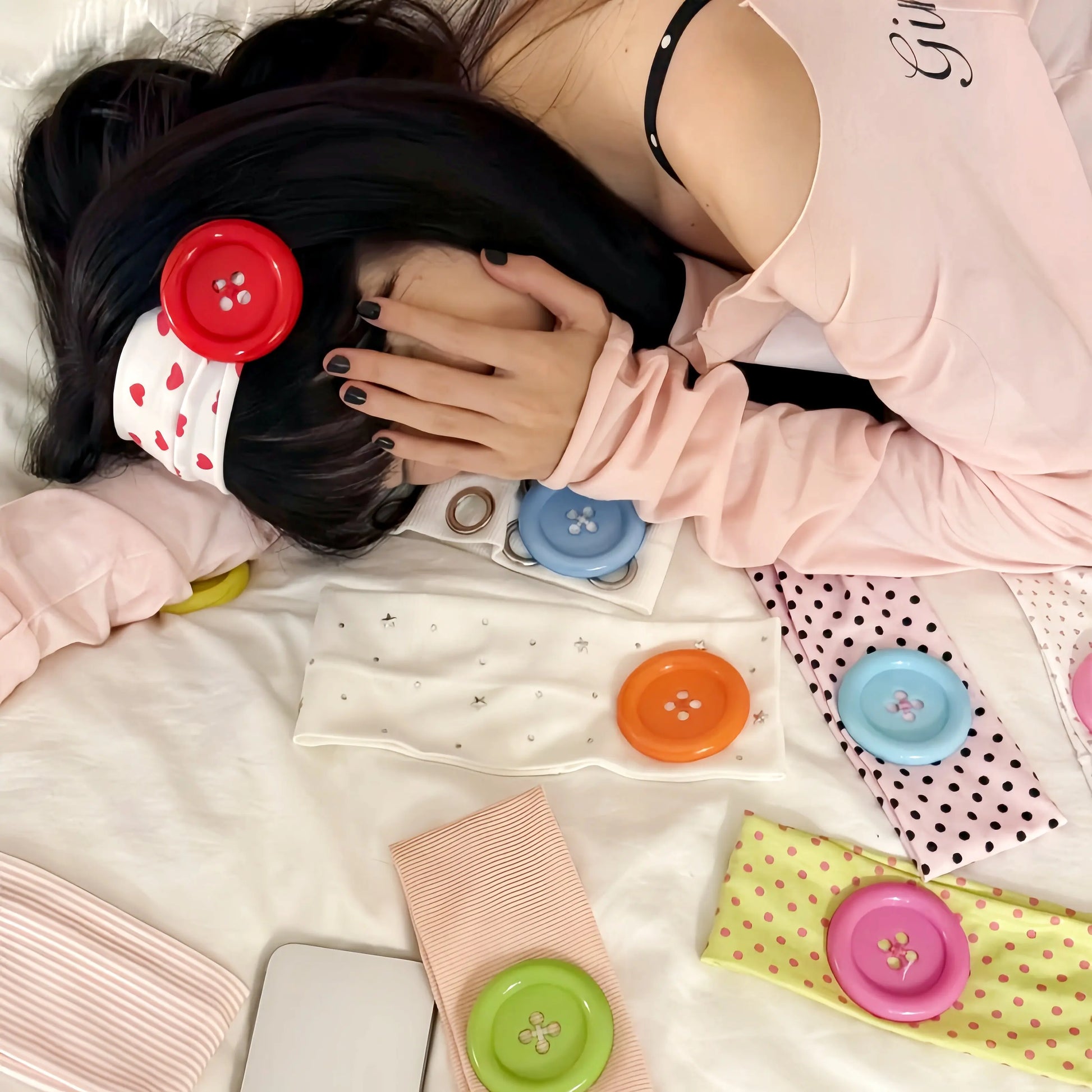 Vintage Women's Polka Dot Button Headband Spicy Girl Ins Y2K Japanese Trendy Headband Sweet Cool Sports Yoga Headband