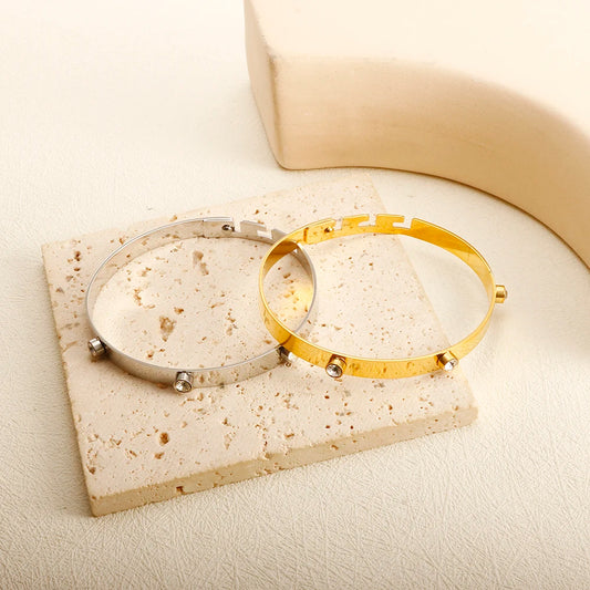 Fashion Simple Stainless Steel 3 Crystal Bracelet Bangle