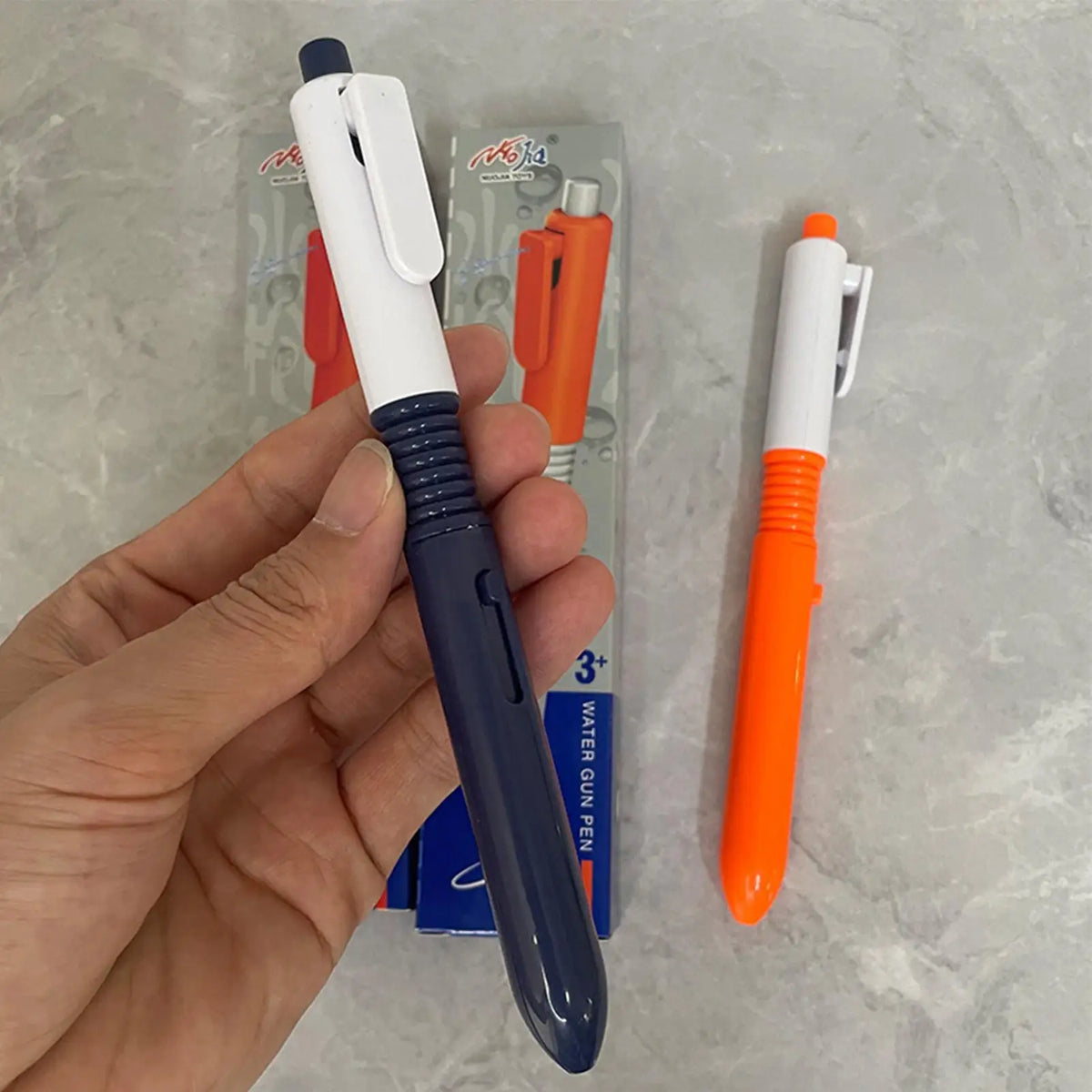 Parent-approved Water Toy Pen Water Spray Pen Back to School Gift 2 1 Funny Prank Retractable Toy Stress Relief Kids Pen