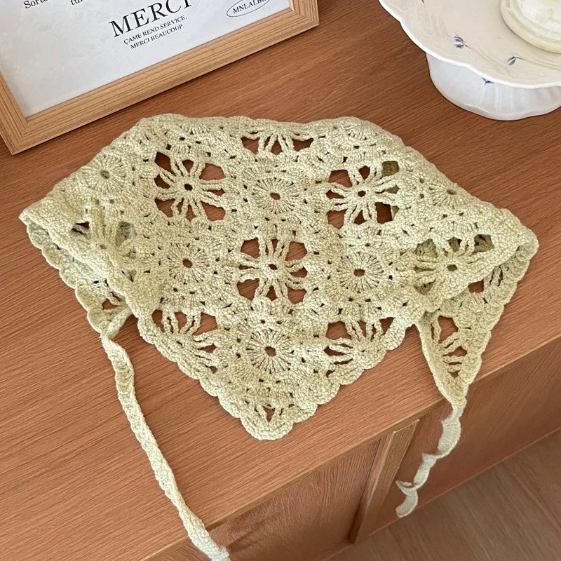 Fashion Knitted Headscarf Women French Pastoral Style Triangle Headband Handmade Crochet Headband Towel Retro Flower Headscar