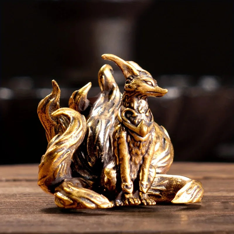 1pc Solid Brass Seven-Tailed Fox Figurine Vintage Anime-Themed Collectible Keychain Ornament