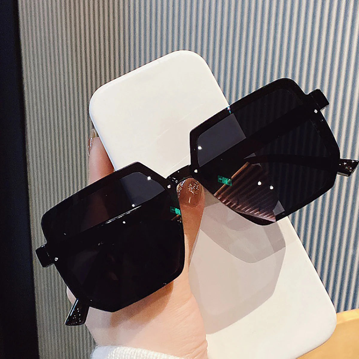 Big Frame Vintage Sunglasses Women Men Brand Square Sun Glasses Retro Eye Glasses Goggle for Male Female Polygon Sunglasses ﻿