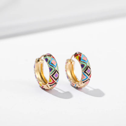 Vintage Enamel Flowers Cute Huggies Hoop Earrings for Women Classic Colorful Engraved Round Circle Ear Buckle Retro Brincos