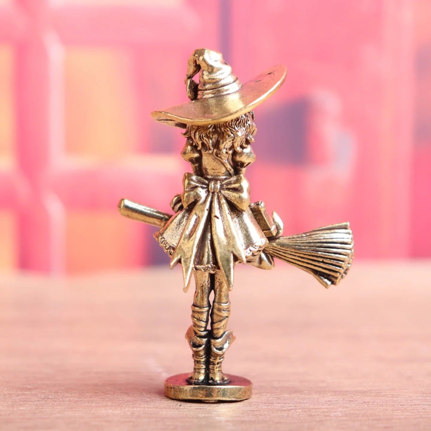 Figure Home Decor Broom Loli Broom Witch Princess Retro Decorative Desktop Artifacts and Ornaments