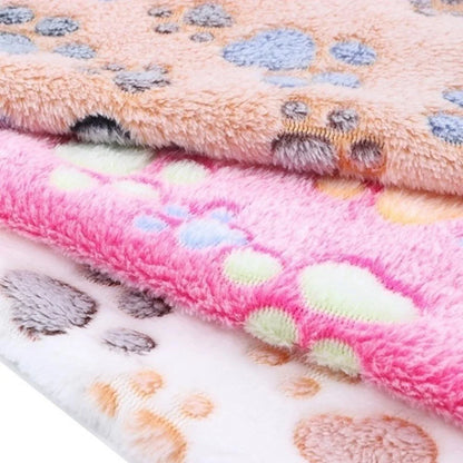 Soft Fluffy Pet Blanket Cute Cartoon Pattern Pet Mat Warm and Comfortable Blanket for Cat Dogs