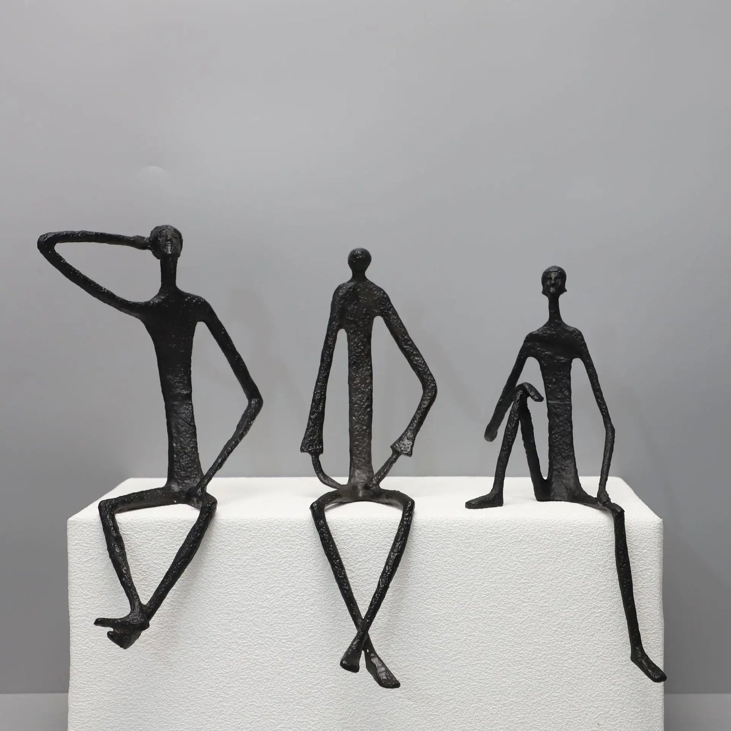 Modern Abstract Thin Metal Figure Sculpture Set, Sitting Thinker Figurine, Vintage Iron Art Statue for Home Office Desktop De