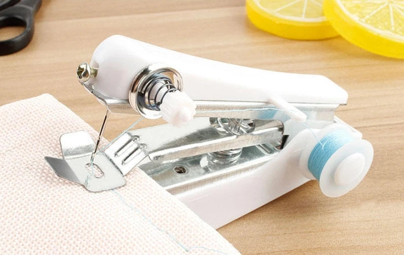 Home handheld portable mini manual sewing machine handheld pocket outdoor travel small sewing machine - WHITE