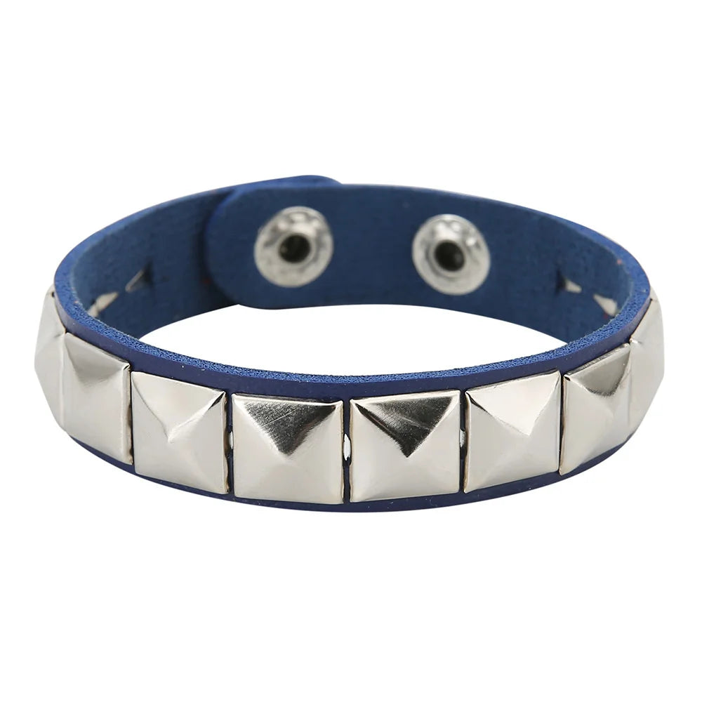 2025 One Row Punk Rock Studded Bracelet Square Spiked Leather Cuff Bracelet for Men Women \Wristband Bracelet