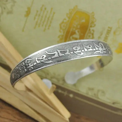Retro Cuff Bracelets Tibetan Silver Metal Carving Fish Elephant Flower Bangles Vintage Gypsy Jewelry Female Gifts