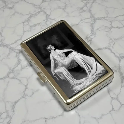 Vintage-Style Vintage Card Case Metal Material Easy Snap Metal Case Versatile Design Multi-function Card Holder - K