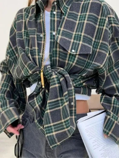 New Vintage Women Oversized Long Sleeve Plaid Shirt Blouse Tops Autumn Winter Button Down Loose Lapel Pocket Shirt Korean Sty