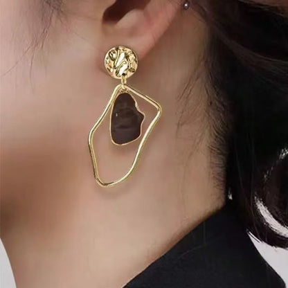 Vintage Geometry Irregular Eardrop Personality Asymmetry Dripping Oil Earrings for Women Fashion Daily Commuting Jewelry Gift