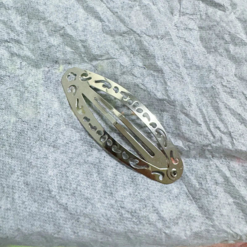 Vintage Hollowed Out Pattern Hair Clips Y2K Geometric Silver Oval Snap Hairclips Punk Metal Side Hairpin Korean Hair Accessor