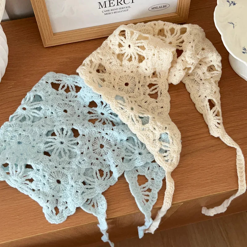 Fashion Knitted Headscarf Women French Pastoral Style Triangle Headband Handmade Crochet Headband Towel Retro Flower Headscar