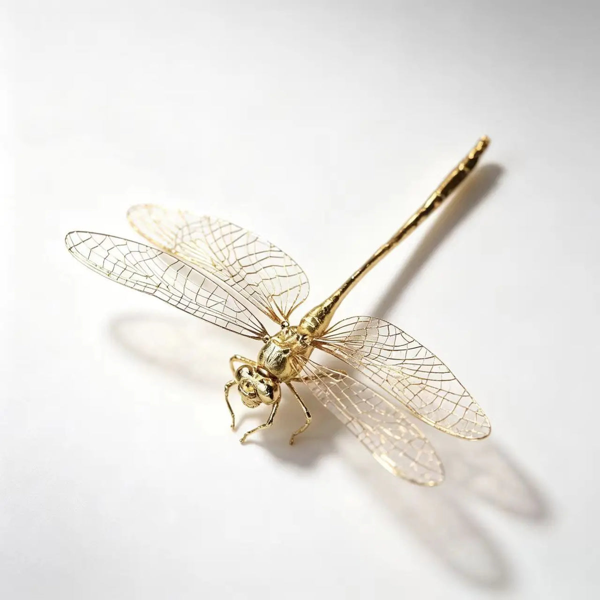 Vintage Brass Dragonfly Figurine - Antique-Style Home & Office Desk Decor, Creative Tea Pet Collectible