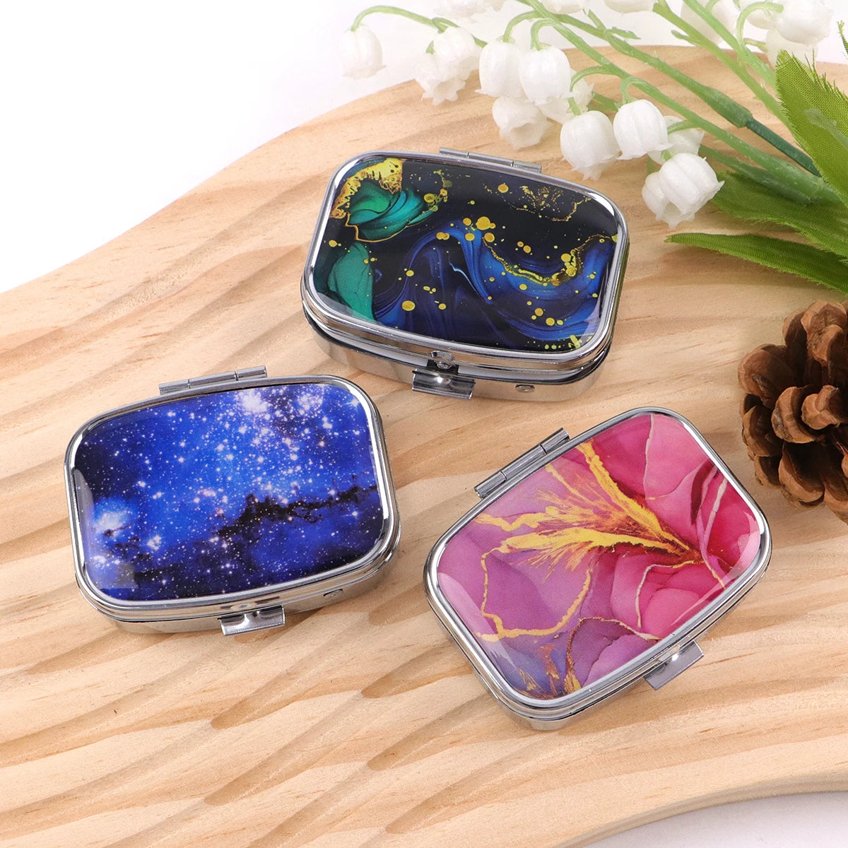 Van Gogh Art Mini Pill Box 2-Compartment Medicine Pill Organizer Household Portable Medicine Storage Box Travel Jwelery Gift