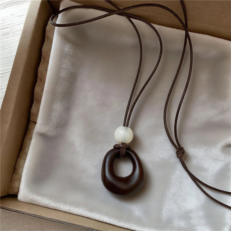 Fashion Vintage Resin Irregular Hollow Circular Geometric Pendant Long Sweater Chain Necklace For Women Charms Jewelry