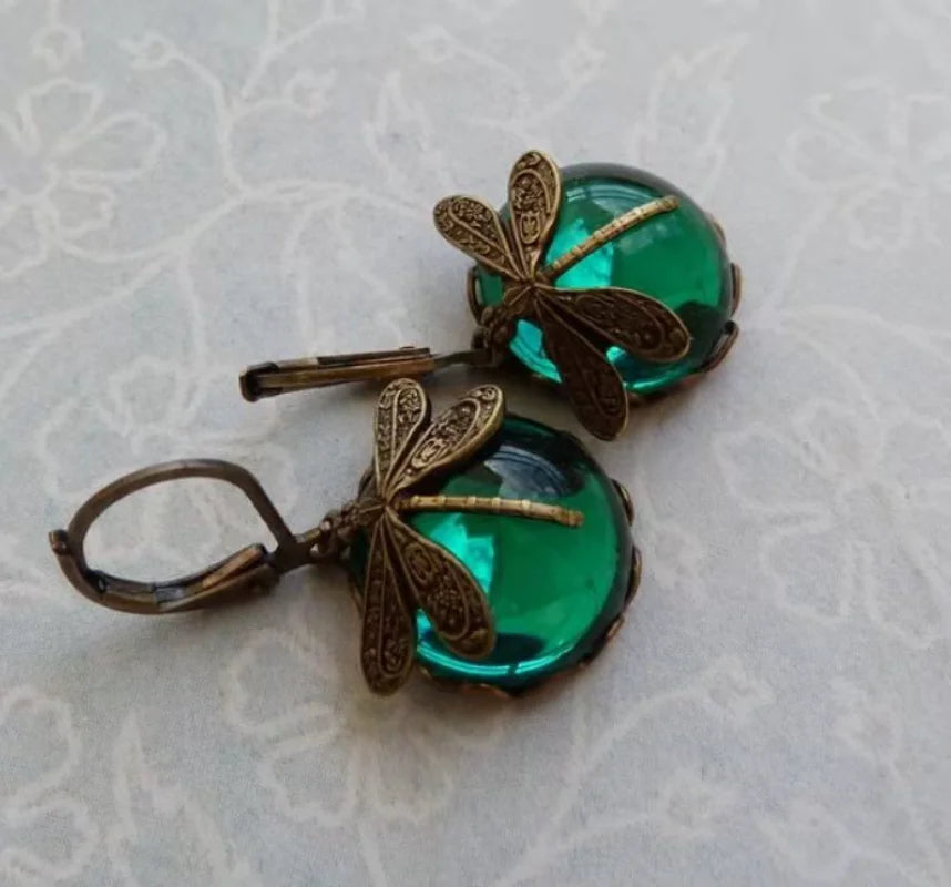Vintage Bronze Dragonfly Earrings Fashion Gold Color Metal Carving Pattern Inlaid Moonstone Drop Earrings for Women Jewelry -