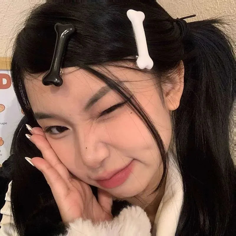 White Bone Hair Clip Cute Cartoon Bobby Pin Girl Fashion Dog Bones Decoration Small Hairpins Barrettes Y2K Accessories