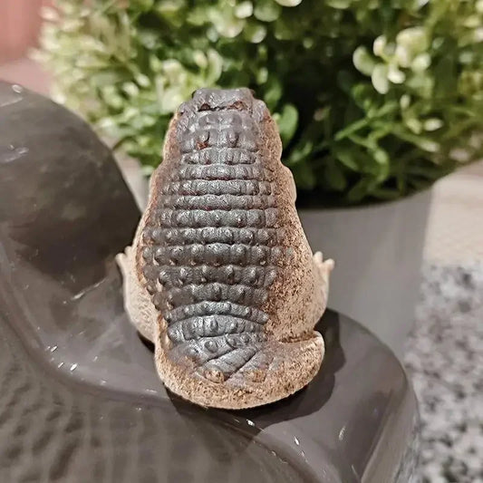 Animal Figurines Alligator Figure Chubby crocodile Ornament Resin Animal Figurines Garden Decoration for Lawn Desktop or Balc