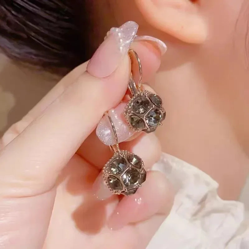 New Exaggeration Ocean Shell Texture Stud Earrings for Women Trendy Accessories Personalization Jewelry Earrings Daily Wear -