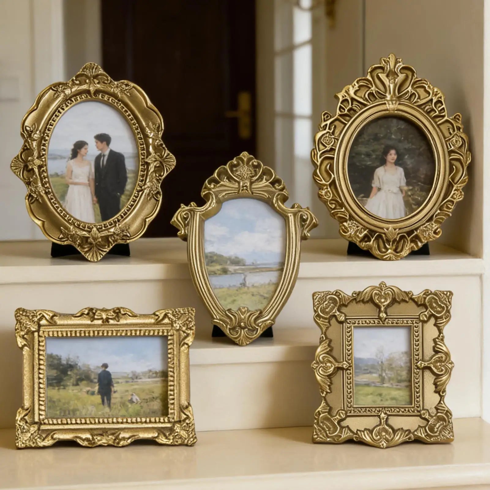 5pcs Miniature Picture Frame Decor Accessories Small Gold Resin Frames Mini House nament Photo Props Vintage Charm Frame