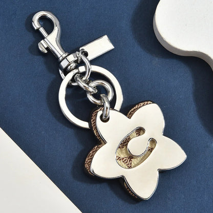 Signature Canvas Gold Heart Bag Charm Monogram Letter C Designer Purse Pendant Luxury Handbag Upgrade Personalized Gift For H