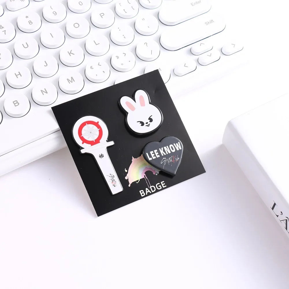 Stray kids mini brooch decoration accessories three piece set SKZOO mini animal bag clothing personalized decoration brooch -