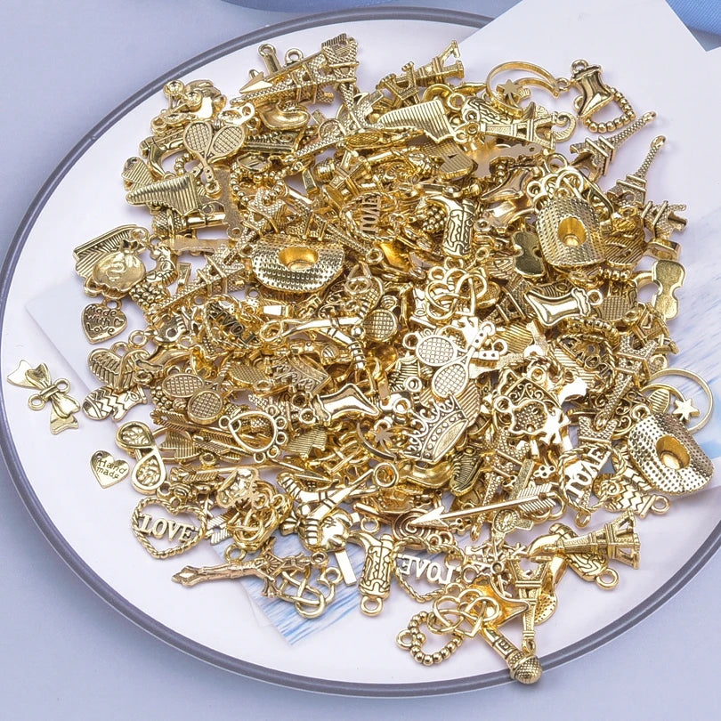 50pcs/Lot Vintage Gold Color Random Mix Small Cute Pendant Charm Metal Alloy Jewelry Making Handmade Materials To Make Bracel