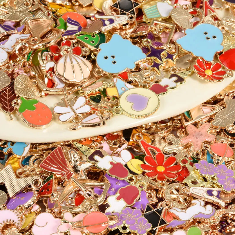 30/60/100pcs Random Mix Enamel/Drip Oil Charms For Jewelry Making Bulk Trinkets Charm Flower Heart Animal Bag Charm DIY Penda
