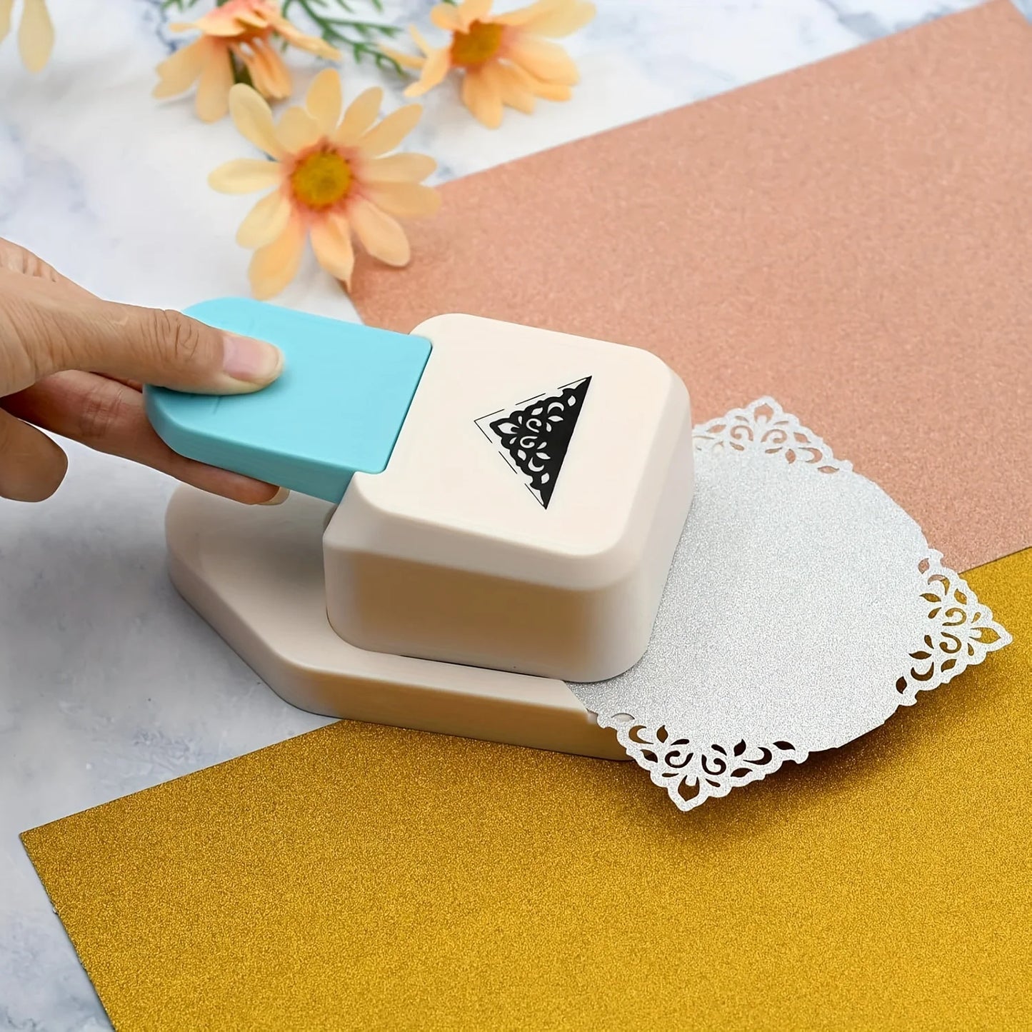 Craft corner punch & triangular flower pattern corner punch, scrapbooking supplies, flower shape punch
