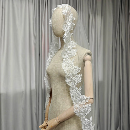 Customized Short Mantilla Wedding Veil with Eyelash Lace, 1m/1.5m/2m Short/Medium Length Veil with Hidden Comb, Single Tier V