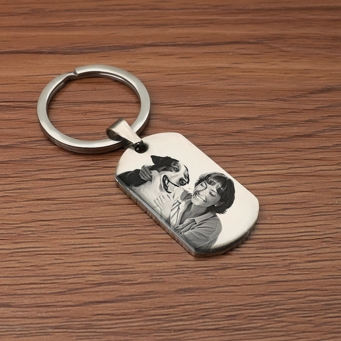 Custom Photo Keychains Couple Souvenir Gifts for Men Unisex Pet Keychains Personalized Keepsakes