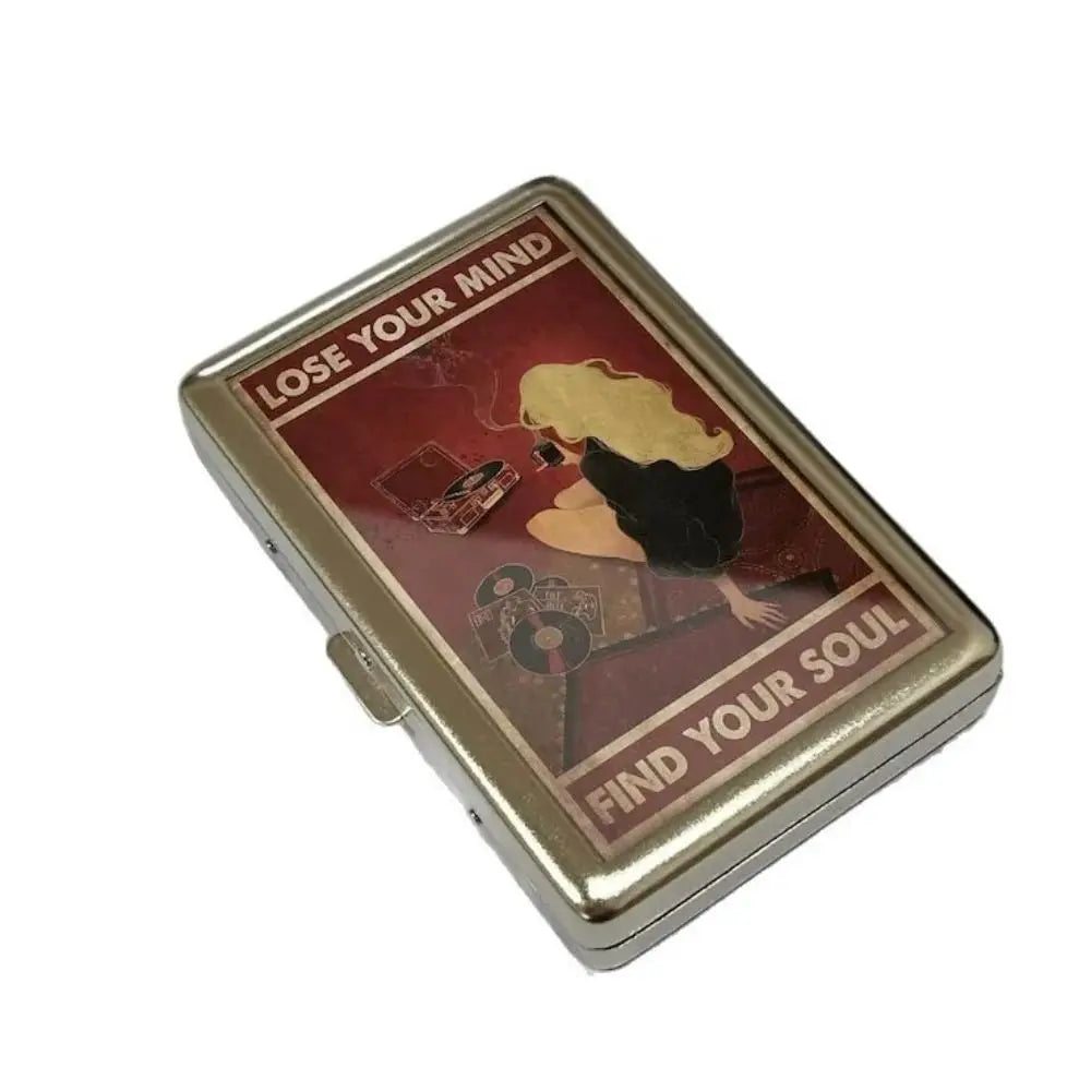 Vintage-Style Vintage Card Case Metal Material Easy Snap Metal Case Versatile Design Multi-function Card Holder