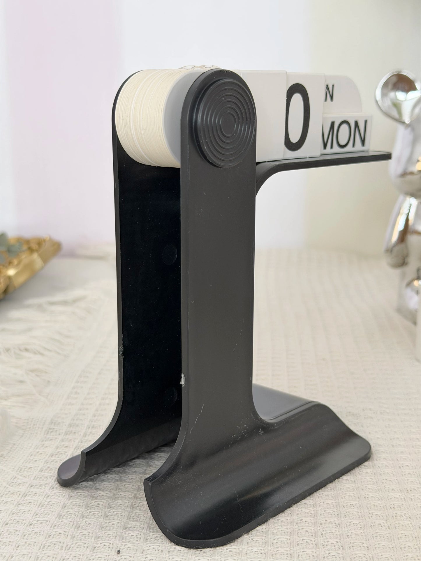 1pc modern minimalist style plastic creative perpetual calendar, desk calendar, office desktop decoration, new home decoratio