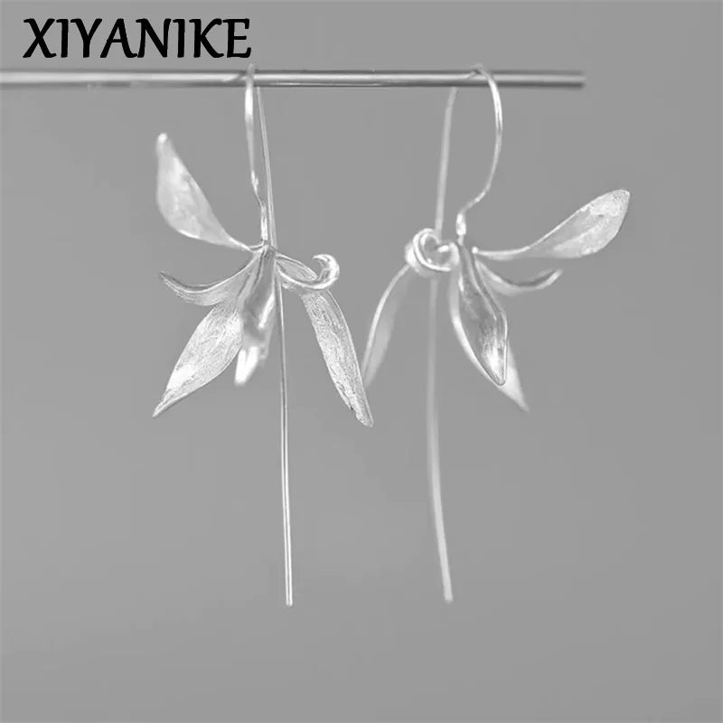 XIYANIKE Vintage Iris Flower Drop Earrings Hook For Women Girl New Fashion Trendy Jewelry Gift Party Wedding серьги