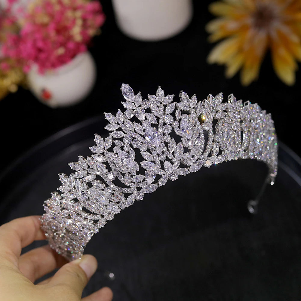 ASNOR Silver Color Bridal Tiaras New Crown Cubic Zirconia Crystal Headpieces Pageant Diadema Wedding Hair Accessories A01539
